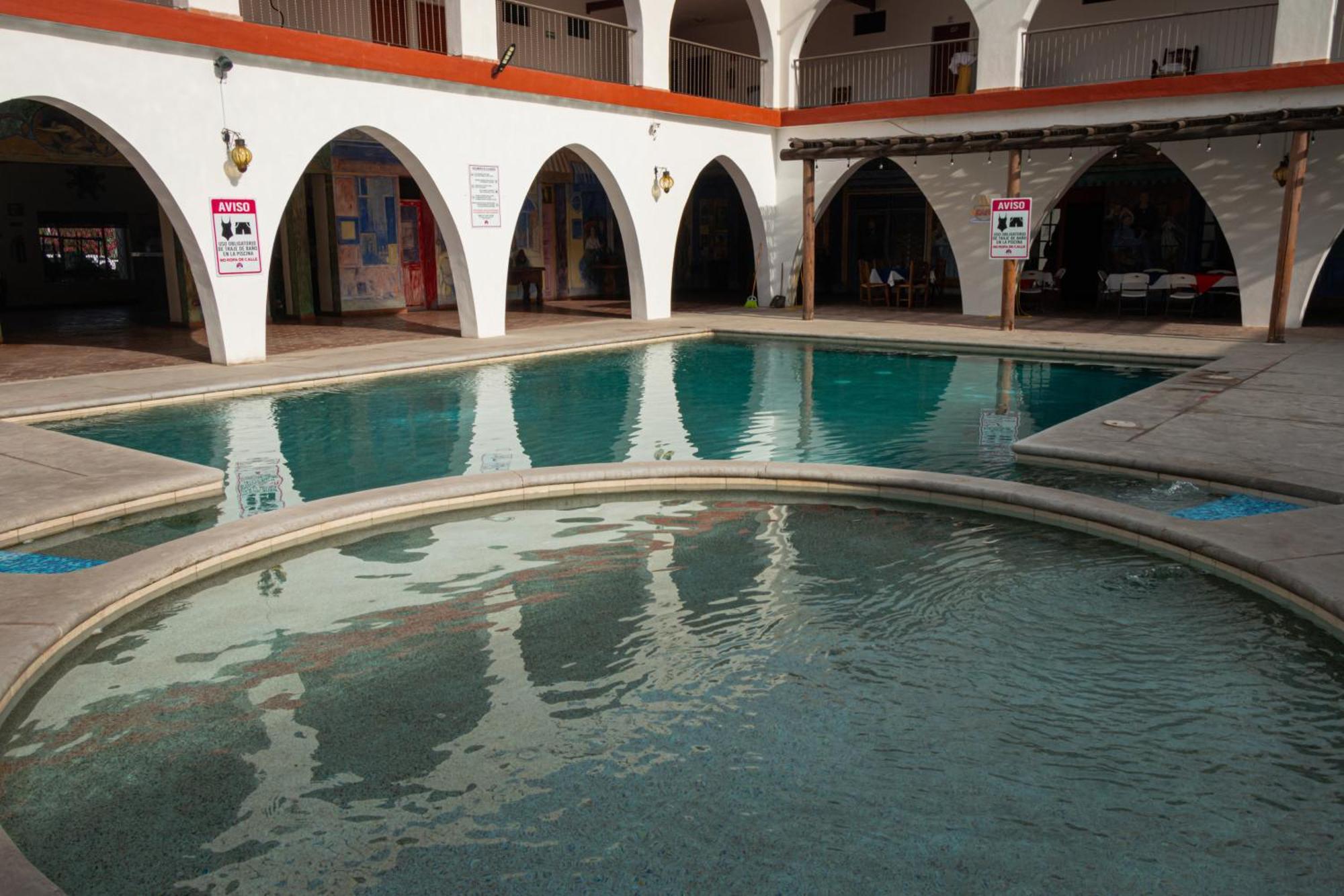 Hotel Hacienda Bugambilias La Paz Exterior photo