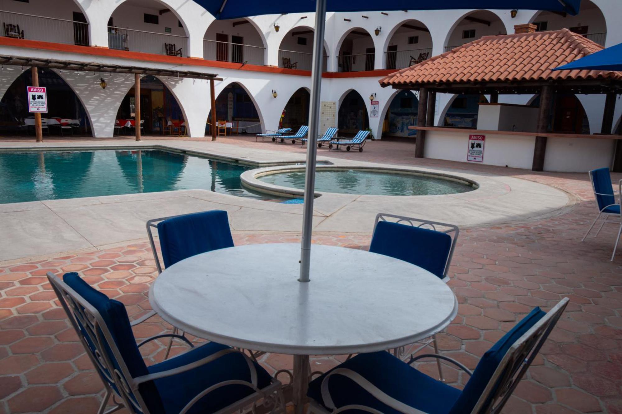 Hotel Hacienda Bugambilias La Paz Exterior photo