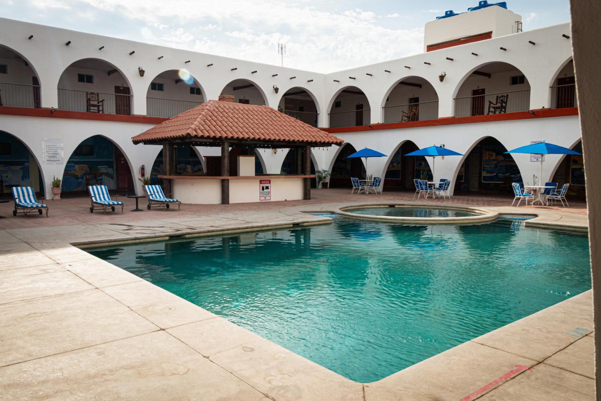 Hotel Hacienda Bugambilias La Paz Exterior photo